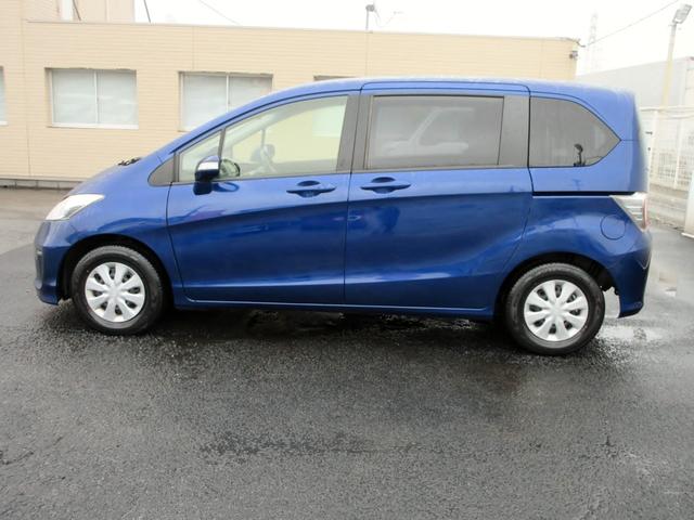 フリード G ジャストセレクション 6人 スマートキー HID パワースライドドア 横滑り防止装置 ETC(9枚目)