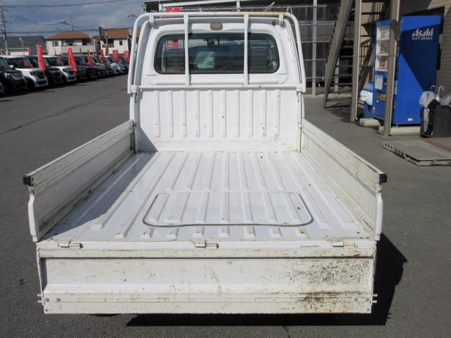 【４００台以上の展示台数】各メーカーでの見比べ・同車種での見比べなどなど見比べながら車を選んでみませんか？当店なら可能です！ぜひ見て比べて納得の一台を探します！お車探しの際はお気軽にご相談ください！！