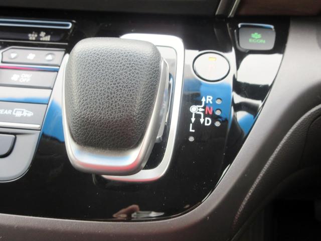 フリードハイブリッド ハイブリッド・Ｇホンダセンシング　６人　ブレーキサポート　後期　９インチナビ　フルセグＴＶ　１１．６インチフリップダウンモニター　バックカメラ　両側電動スライドドア　ＬＥＤライト　左アダクティブクルーズコントロール　ＥＴＣ（33枚目）