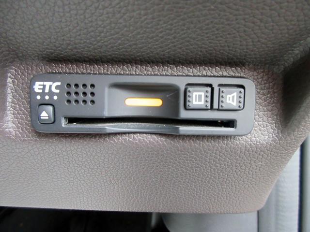 フリードハイブリッド ハイブリッド・Ｇホンダセンシング　６人　ブレーキサポート　後期　９インチナビ　フルセグＴＶ　１１．６インチフリップダウンモニター　バックカメラ　両側電動スライドドア　ＬＥＤライト　左アダクティブクルーズコントロール　ＥＴＣ（45枚目）