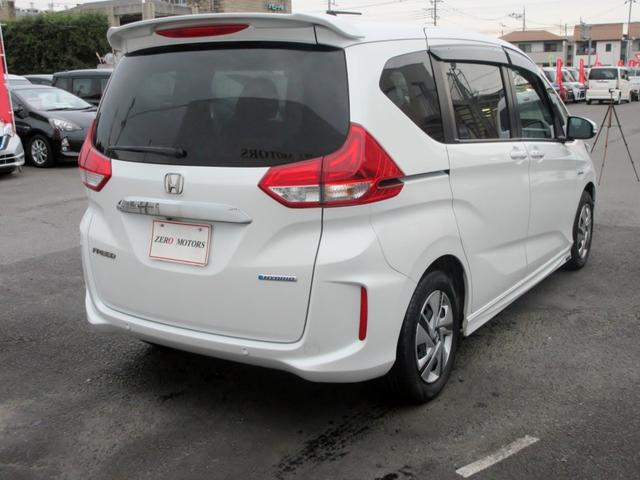 フリードハイブリッド ハイブリッド・Ｇホンダセンシング　ブレーキサポート　６人　後期　ナビ　フルセグＴＶ　Ｂｌｕｅｔｏｏｔｈ対応　前後ドライブレコーダー　バックカメラ　ＤＶＤ再生　左右シートヒーター　アダクティブクルーズコントロール　スマートキー　ＥＴＣ（15枚目）