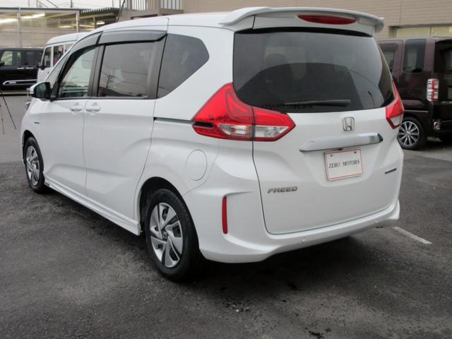 フリードハイブリッド ハイブリッド・Ｇホンダセンシング　ブレーキサポート　６人　後期　ナビ　フルセグＴＶ　Ｂｌｕｅｔｏｏｔｈ対応　前後ドライブレコーダー　バックカメラ　ＤＶＤ再生　左右シートヒーター　アダクティブクルーズコントロール　スマートキー　ＥＴＣ（17枚目）