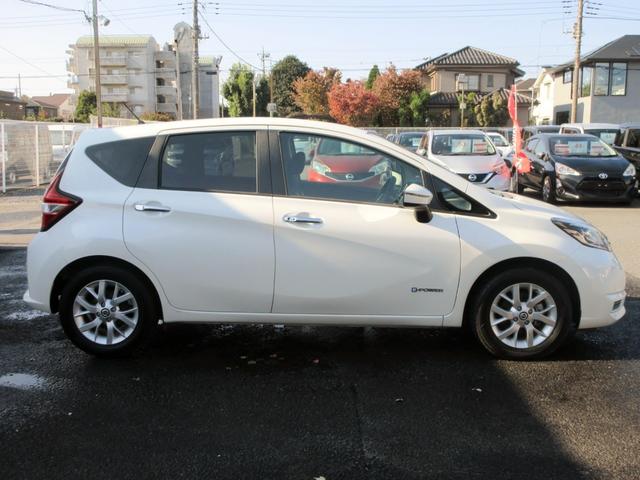 ノート e-パワー X ブレーキサポート ナビ フルセグTV ブルートゥース対応 ドライブレコーダー バックカメラ ETC クリアランスソナー スマートキー(7枚目)