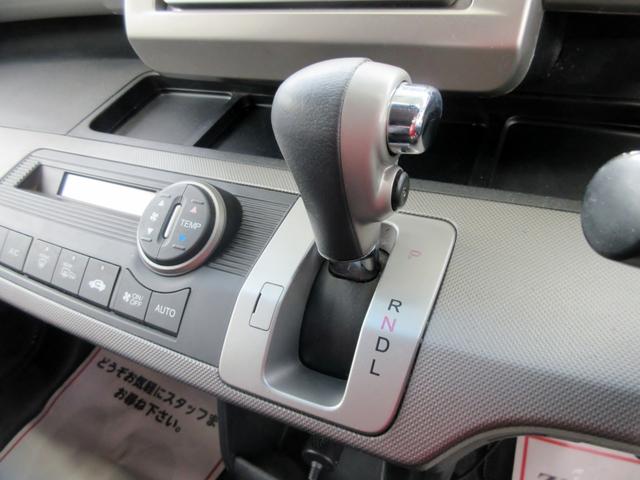 フリードハイブリッド ジャストセレクション　７人　修復歴無し　ＨＤＤナビ　ＴＶ　ブルートゥース対応　ＴＶ　バックカメラ　ＥＴＣ　クルーズコントロール　スマートキー　両側電動スライドドア　ＨＩＤ　アイドリングストップ（27枚目）