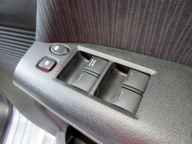 フリードハイブリッド ジャストセレクション　７人　修復歴無し　ＨＤＤナビ　ＴＶ　ブルートゥース対応　ＴＶ　バックカメラ　ＥＴＣ　クルーズコントロール　スマートキー　両側電動スライドドア　ＨＩＤ　アイドリングストップ（53枚目）