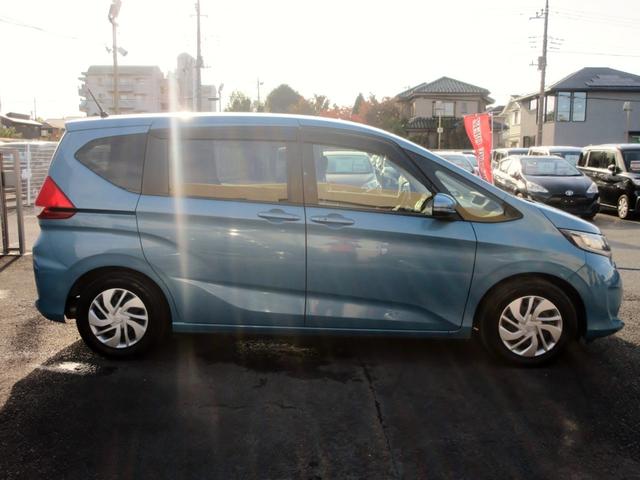 フリード Ｇ・ホンダセンシング　６人　ブレーキサポート　修復歴無し　ディスプレイオーディオ　ＴＶ　バックカメラ　ＥＴＣ　両側電動スライドドア　アダプティブクルーズコントロール　横滑り防止装置　アイドリングストップ（7枚目）