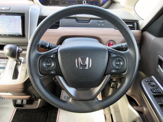 フリード Ｇ・ホンダセンシング　６人　ブレーキサポート　後期　ナビ　フルセグＴＶ　ブルートゥース対応　バックカメラ　両側電動スライドドア　アダプティブクルーズコントロール　左右シートヒーター　アイドリングストップ　電動格納ミラー（41枚目）