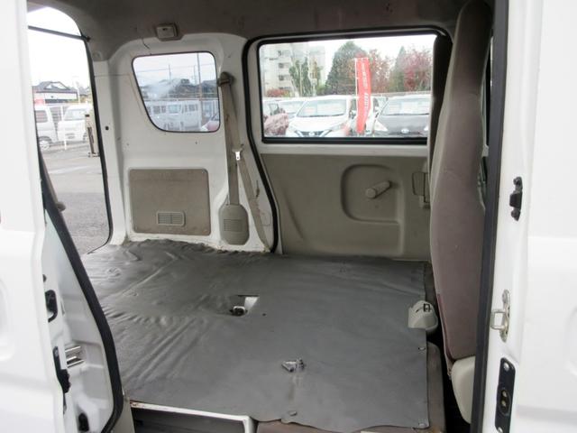 【４００台以上の展示台数】各メーカーでの見比べ・同車種での見比べなどなど見比べながら車を選んでみませんか？当店なら可能です！ぜひ見て比べて納得の一台を探します！お車探しの際はお気軽にご相談ください！！