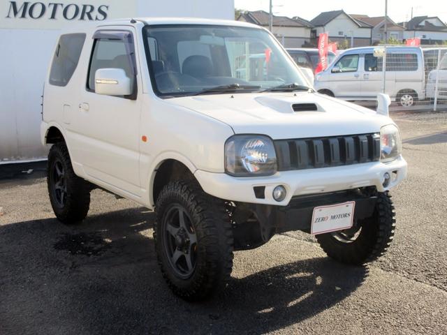 ジムニー クロスアドベンチャーＸＣ　ターボ　リフトアップ　フジツボマフラー　前後ショートバンパーエアロ　ナビ　ブルートゥース対応　ＤＶＤ再生　ＥＴＣ　キーレス　ハーフレザーシート　シートヒーター（11枚目）