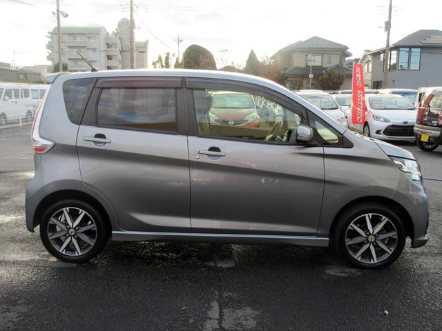 デイズ ハイウェイスター　Ｇターボ　ブレーキサポート　後期　ナビ　フルセグＴＶ　ブルートゥース対応　アラウンドビューモニター　ＤＶＤ再生　ＨＩＤ　アイドリングストップ　スマートキー　横滑り防止装置　電動格納ミラー（7枚目）