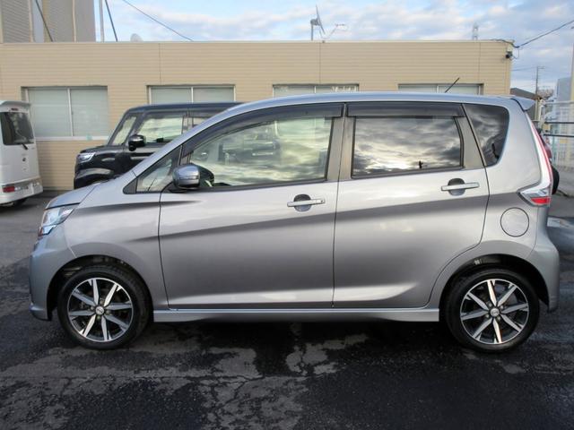 デイズ ハイウェイスター　Ｇターボ　ブレーキサポート　後期　ナビ　フルセグＴＶ　ブルートゥース対応　アラウンドビューモニター　ＤＶＤ再生　ＨＩＤ　アイドリングストップ　スマートキー　横滑り防止装置　電動格納ミラー（9枚目）