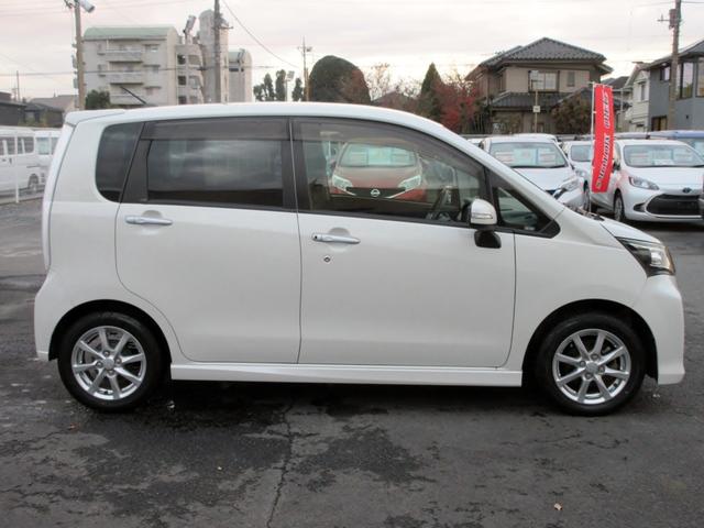 ムーヴ カスタム　Ｘ　ＳＡ　ブレーキサポート　修復歴無し　ナビ　フルセグＴＶ　ブルートゥース対応　ＥＴＣ　ＨＩＤ　アイドリングストップ　横滑り防止装置　スマートキー（7枚目）