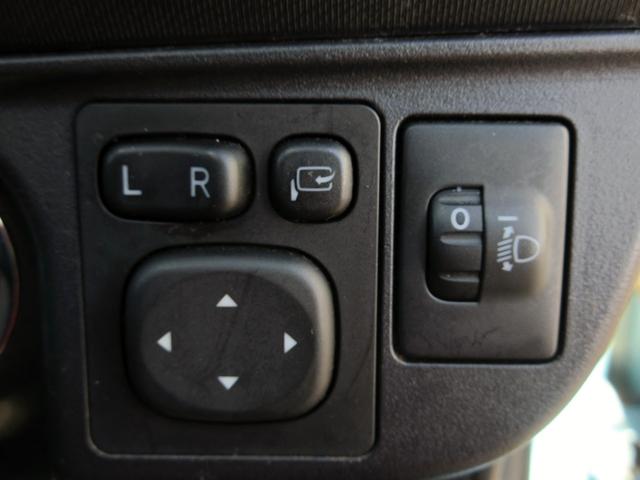 アクア S ナビ フルセグTV ブルートゥース対応 DVD再生 ETC 横滑り防止装置 電動格納ミラー LEDヘッドライト ABS スマートキー(45枚目)