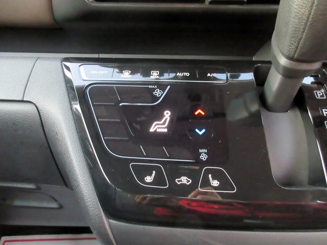 【４００台以上の展示台数】各メーカーでの見比べ・同車種での見比べなどなど見比べながら車を選んでみませんか？当店なら可能です！ぜひ見て比べて納得の一台を探します！お車探しの際はお気軽にご相談ください！！