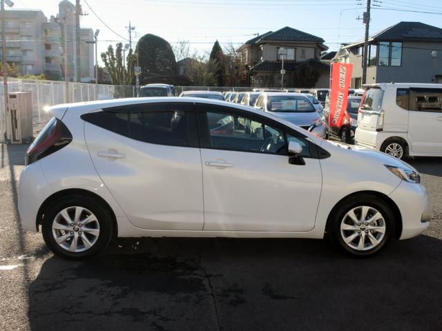 アクア Z ブレーキサポート 10.5ディスプレイオーディオ フルセグTV スマートキー LEDヘッドライト 左右シートヒーター ハーフレザーシート アダプティブクルーズコントロール クリアランスソナー ETC(7枚目)