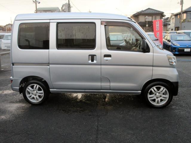 ハイゼットカーゴ ＤＸ　ＳＡＩＩＩ　ハイルーフ　ブレーキサポート　ワンオーナー　スマートキー　クリアランスソナー　パワーウィンドウ　ＥＴＣ　アイドリングストップ　　最大積載量３５０ｋｇ　ＡＢＳ（7枚目）