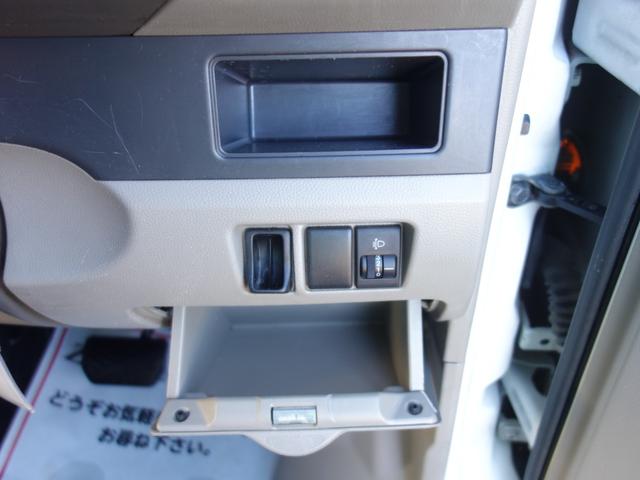 PU 無修復歴 ナビ Bluetooth接続 テレビ バックカメラ CD ETC キーレス ドアバイザー プライバシーガラス フルフラット(31枚目)
