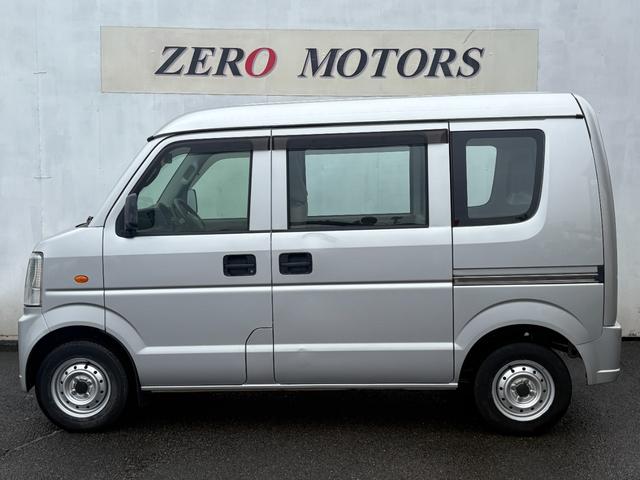 ＮＶ１００クリッパーバン ＤＸ　４ＷＤ（切替式）ハイルーフ　修復歴無　車検２年付　キーレスキー　フルフラット　ドアバイザー　ライトレベライザー　ラジオ　ＭＡＸ積載量３５０キロ　タイミングチェーン式（11枚目）