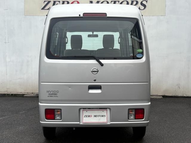 ＮＶ１００クリッパーバン ＤＸ　４ＷＤ（切替式）ハイルーフ　修復歴無　車検２年付　キーレスキー　フルフラット　ドアバイザー　ライトレベライザー　ラジオ　ＭＡＸ積載量３５０キロ　タイミングチェーン式（13枚目）