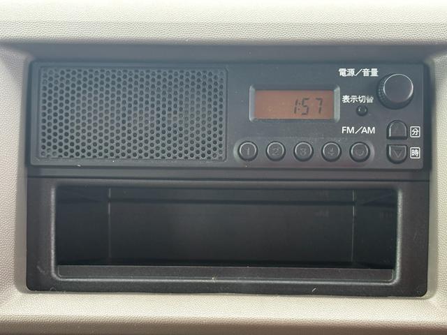 ＮＶ１００クリッパーバン ＤＸ　４ＷＤ（切替式）ハイルーフ　修復歴無　車検２年付　キーレスキー　フルフラット　ドアバイザー　ライトレベライザー　ラジオ　ＭＡＸ積載量３５０キロ　タイミングチェーン式（31枚目）