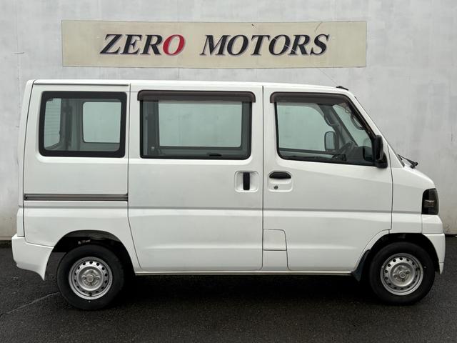 ＮＶ１００クリッパーバン ＤＸ　修復歴無　ラジオ　タイミングベルト交換済　フルフラット　ドアバイザー　ライトレベライザー　ＭＡＸ積載量３５０キロ　ＡＢＳ　エアコン　パワステ　Ｗエアバック（9枚目）