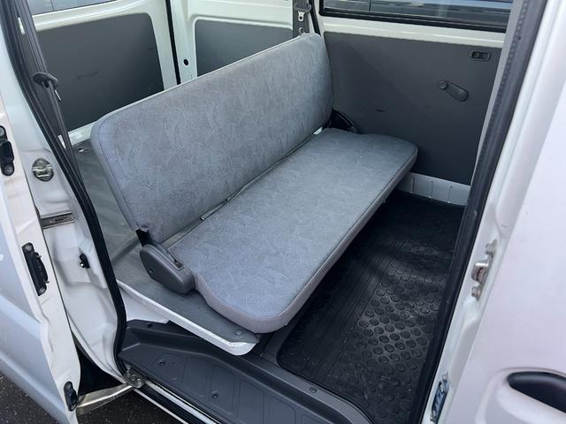 ＮＶ１００クリッパーバン ＤＸ　修復歴無　ラジオ　タイミングベルト交換済　フルフラット　ドアバイザー　ライトレベライザー　ＭＡＸ積載量３５０キロ　ＡＢＳ　エアコン　パワステ　Ｗエアバック（21枚目）