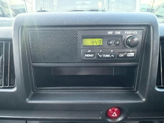 ＮＶ１００クリッパーバン ＤＸ　修復歴無　ラジオ　タイミングベルト交換済　フルフラット　ドアバイザー　ライトレベライザー　ＭＡＸ積載量３５０キロ　ＡＢＳ　エアコン　パワステ　Ｗエアバック（31枚目）