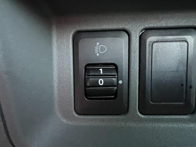 ＮＶ１００クリッパーバン ＤＸ　修復歴無　ラジオ　タイミングベルト交換済　フルフラット　ドアバイザー　ライトレベライザー　ＭＡＸ積載量３５０キロ　ＡＢＳ　エアコン　パワステ　Ｗエアバック（35枚目）