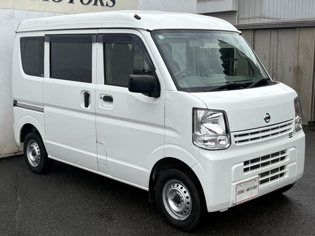 ＮＶ１００クリッパーバン ＤＸ　４ＷＤ　修復歴無　５ＡＧＳ車　２ｎｄ発進機能　ＥＴＣ　オーバーヘッドコンソール　キーレスキー　フルフラット　ドアバイザー　盗難防止システム　ライトレベライザー　横滑り防止装置　積載量３５０キロ（5枚目）