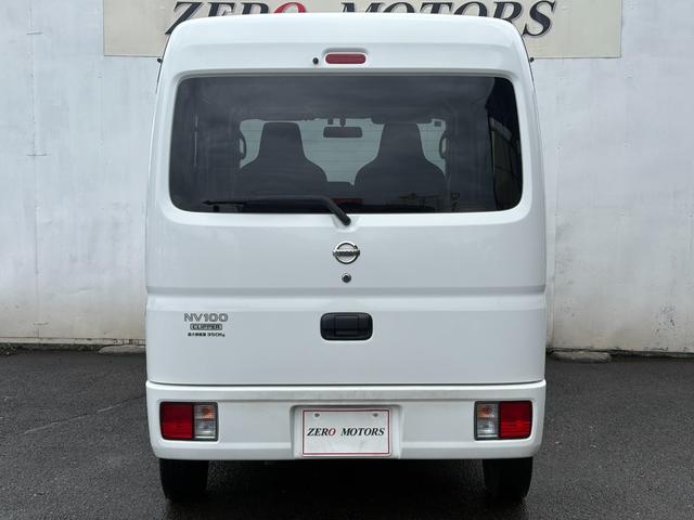 ＮＶ１００クリッパーバン ＤＸ　４ＷＤ　修復歴無　５ＡＧＳ車　２ｎｄ発進機能　ＥＴＣ　オーバーヘッドコンソール　キーレスキー　フルフラット　ドアバイザー　盗難防止システム　ライトレベライザー　横滑り防止装置　積載量３５０キロ（13枚目）