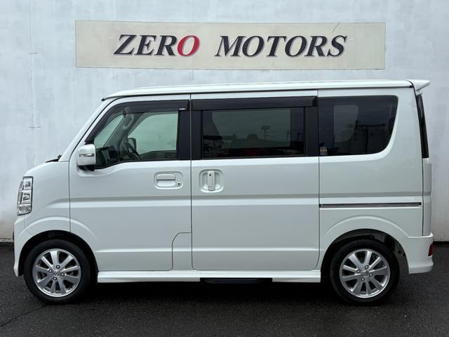 エブリイワゴン ＰＺターボスペシャル　４ＷＤ　ブレーキサポート　ナビ（テレビ・ＤＶＤ再生・ＣＤ）前後ドライブレコーダー　ＥＴＣ　両側電動スライドドア　シートヒーター　障害物センサー　レーンキープアシスト　オートステップ　アルミホイール（11枚目）