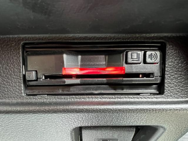 スペーシア ハイブリッドＧ　現行モデル　車検２年付　ブレーキサポート　ナビ（Ｂｌｕｅｔｏｏｔｈ接続・ＤＶＤ再生・ＣＤ）バックカメラ　ＥＴＣ　前後ドラレコ　ＬＥＤヘッドライト　障害物センサー　ドアバイザー　オートエアコン（45枚目）