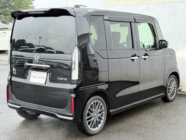 Ｎ－ＢＯＸカスタム ターボ　現行モデル　ブレーキサポート　８インチナビ（フルセグテレビ・Ｂｌｕｅｔｏｏｔｈ接続・ＵＳＢ）バックカメラ　ＥＴＣ　両側電動スライドドア　アダプティブクルーズコントロール　ブレーキホールド　ドアバイザー（17枚目）