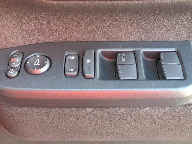 Ｎ－ＢＯＸカスタム ターボ　現行モデル　ブレーキサポート　８インチナビ（フルセグテレビ・Ｂｌｕｅｔｏｏｔｈ接続・ＵＳＢ）バックカメラ　ＥＴＣ　両側電動スライドドア　アダプティブクルーズコントロール　ブレーキホールド　ドアバイザー（51枚目）