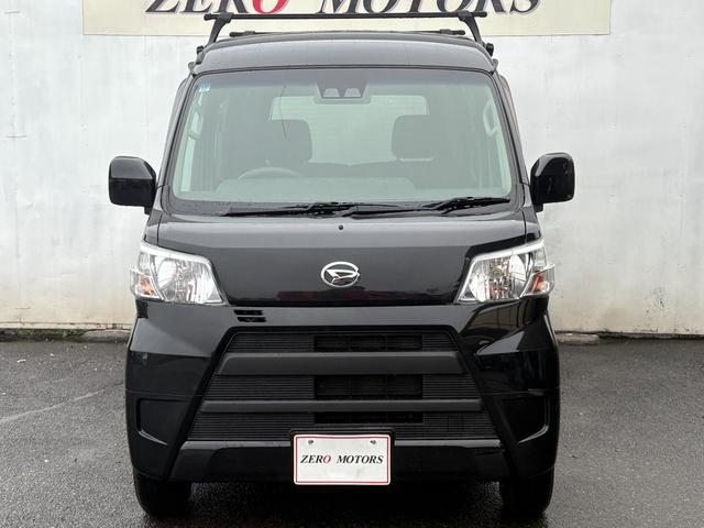 ハイゼットカーゴ クルーズSAIII 後期 4WD ハイルーフ ブレーキサポート オーバーヘッドコンソール キーレスキー ドアバイザー アクセル踏み間違い防止装置 レーンキープアシスト 横滑り防止装置 電動格納ドアミラー レベライザー(3枚目)