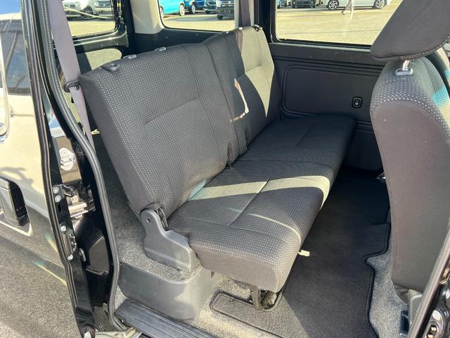 ハイゼットカーゴ クルーズSAIII 後期 4WD ハイルーフ ブレーキサポート オーバーヘッドコンソール キーレスキー ドアバイザー アクセル踏み間違い防止装置 レーンキープアシスト 横滑り防止装置 電動格納ドアミラー レベライザー(21枚目)