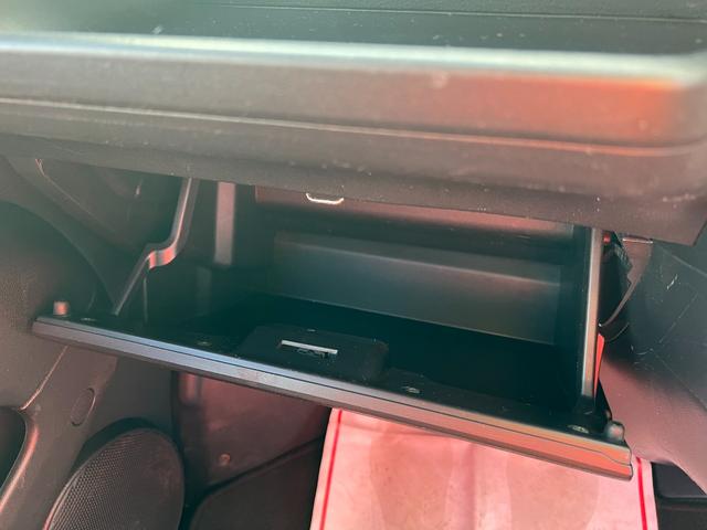 ハイゼットカーゴ クルーズSAIII 後期 4WD ハイルーフ ブレーキサポート オーバーヘッドコンソール キーレスキー ドアバイザー アクセル踏み間違い防止装置 レーンキープアシスト 横滑り防止装置 電動格納ドアミラー レベライザー(33枚目)