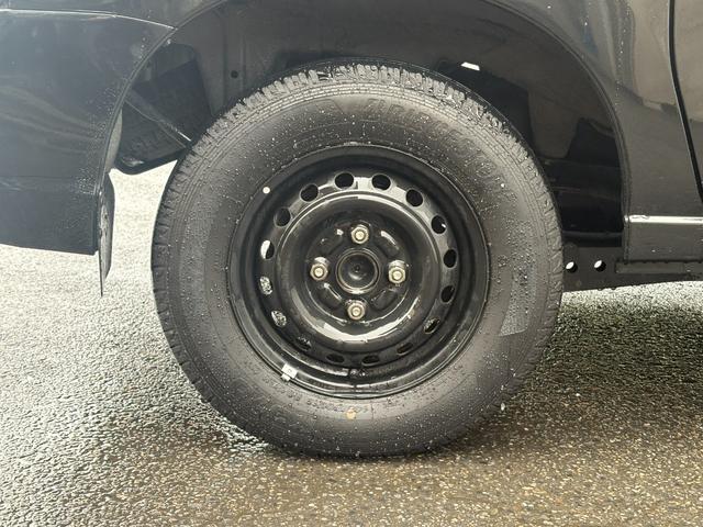 ハイゼットカーゴ クルーズSAIII 後期 4WD ハイルーフ ブレーキサポート オーバーヘッドコンソール キーレスキー ドアバイザー アクセル踏み間違い防止装置 レーンキープアシスト 横滑り防止装置 電動格納ドアミラー レベライザー(48枚目)