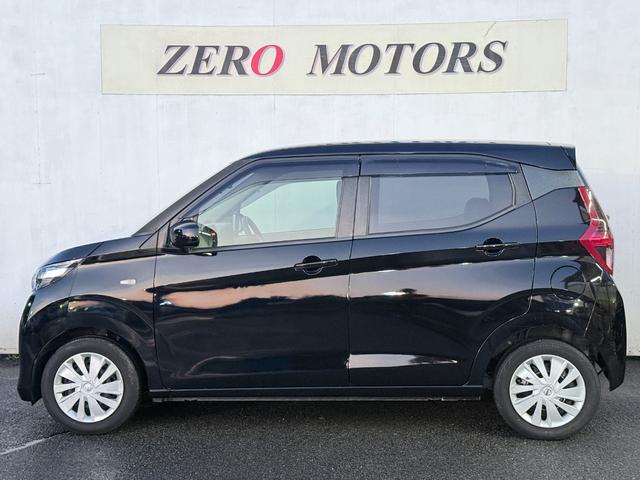 デイズ Ｓ　車検２年付　ＡＵＸ接続　横滑り防止装置　ドアバイザー　フルフラット　キーレスキー　電動格納ドアミラー　プライバシーガラス　ライトレベライザー　パワーウィンドウ　エアコン　パワステ（11枚目）