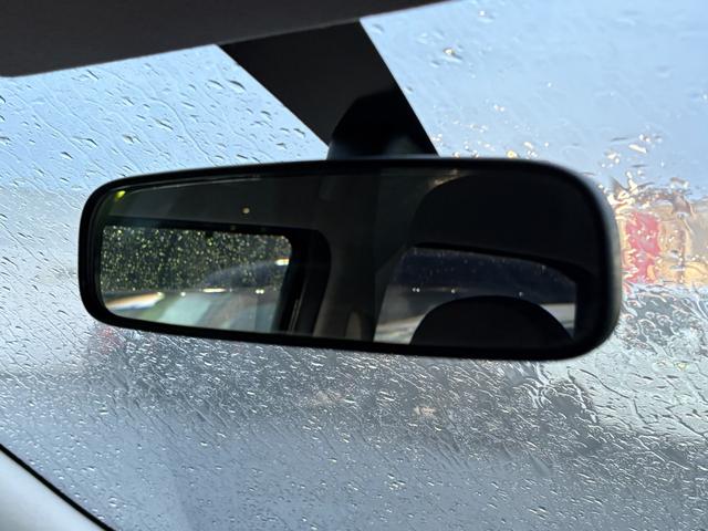 デイズ Ｓ　車検２年付　ＡＵＸ接続　横滑り防止装置　ドアバイザー　フルフラット　キーレスキー　電動格納ドアミラー　プライバシーガラス　ライトレベライザー　パワーウィンドウ　エアコン　パワステ（44枚目）