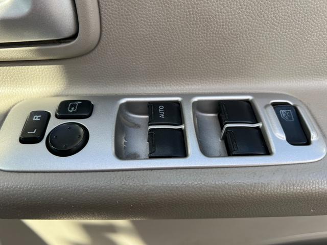 エブリイワゴン PZターボスペシャル 4WD 修復歴無 車検2年付 両側パワースライドドア オートステップ シートヒーター HIDライト ナビ テレビ DVD再生 CD ドライブレコーダー 電動格納ドアミラー キーレスキー アルミホイール(45枚目)