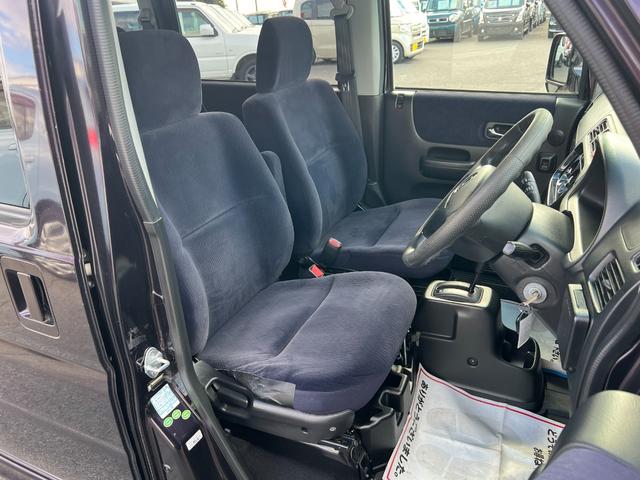 バモス Ｌターボローダウン　後期　車検２年付　修復歴無　タイミングベルト交換済　キーレス　ナビ　ＤＶＤ再生　ＣＤ　音楽録音機能　ＥＴＣ　アルミホイール　ドアバイザー　プライバシーガラス　フルフラット　フォグライト　ＡＢＳ　４ＡＴ（19枚目）