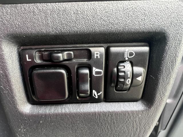 ジムニー クロスアドベンチャーXC 8型 車検2年付 修復歴無 リフトアップ 5MT 4WD ターボ シートヒーター レザーシート Bluetoothオーディオ CD AUX ETC アルミホイール 社外マフラー ショートバンパー(39枚目)