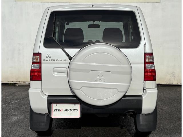 パジェロミニ ＶＲ　４ＷＤ　ターボ　修復歴無　車検２年付　ＣＤ　ＡＵＸ接続　タイミングベルト交換済　アルミホイール　キーレスキー　電動格納ドアミラー　ドアバイザー　ＡＢＳ　プライバシーガラス　レベライザー　フルフラット（13枚目）