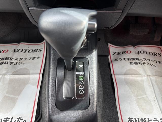 パジェロミニ ＶＲ　４ＷＤ　ターボ　修復歴無　車検２年付　ＣＤ　ＡＵＸ接続　タイミングベルト交換済　アルミホイール　キーレスキー　電動格納ドアミラー　ドアバイザー　ＡＢＳ　プライバシーガラス　レベライザー　フルフラット（27枚目）