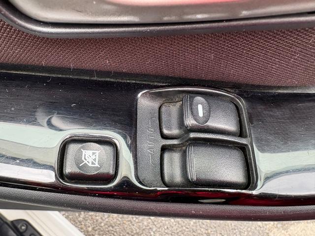 【購入後も便利】当店は購入後も整備工場・鈑金工場もご用意していますので、修理・整備・事故修理・保険修理・ワンポイント鈑金・鈑金塗装・オールペイント（全塗装）なども購入後も対応できます。