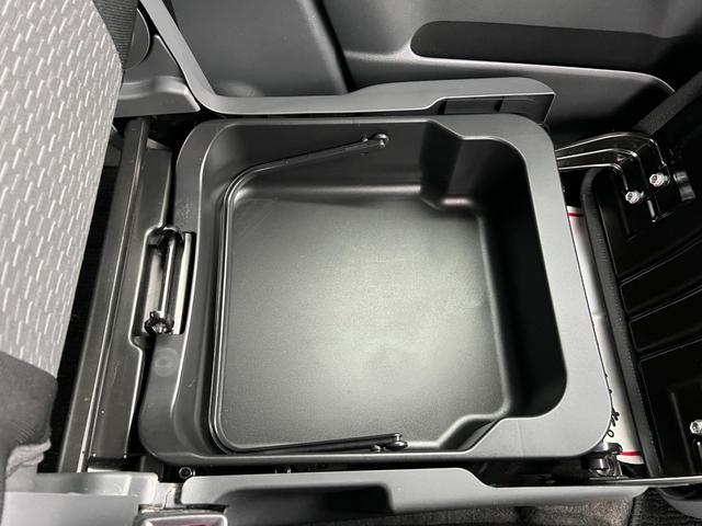 フレアワゴンカスタムスタイル ＸＴ　ターボ　４ＷＤ　車検２年付　ナビ（テレビ・Ｂｌｕｅｔｏｏｔｈ接続・ＡＵＸ接続）ＥＴＣ　前後ドライブレコーダー　両側電動スライドドア　アルミホイール　シートヒーター　ドアバイザー　電動格納ドアミラー（39枚目）