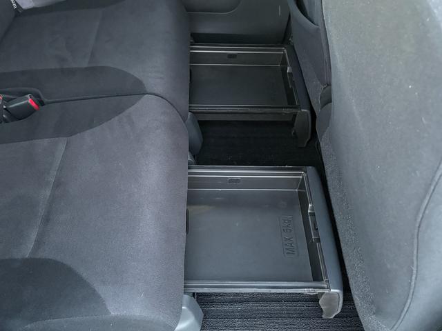 ムーヴキャンバス Ｇメイクアップ　ＳＡＩＩ　４ＷＤ　修復歴無　ブレーキサポート　ナビ（テレビ・Ｂｌｕｅｔｏｏｔｈ接続・ＤＶＤ再生・ＣＤ）ＥＴＣ　バックカメラ　前後ドライブレコーダー　両側電動スライドドア　レーンキープアシスト　ドアバイザー（43枚目）