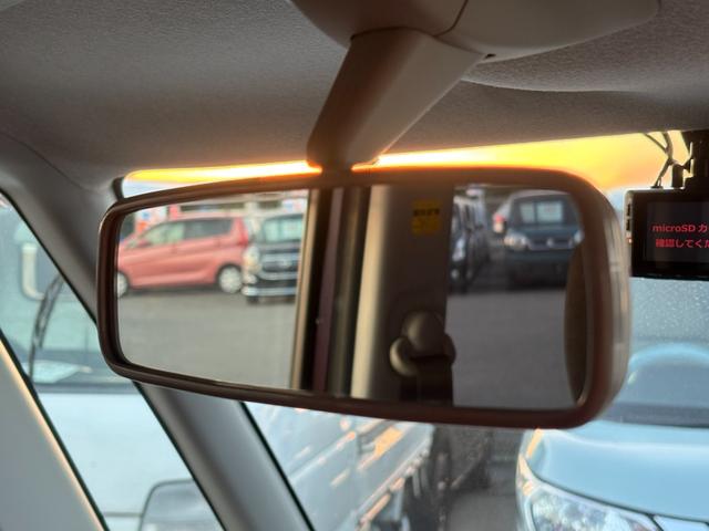 ムーヴキャンバス Ｇメイクアップ　ＳＡＩＩ　４ＷＤ　修復歴無　ブレーキサポート　ナビ（テレビ・Ｂｌｕｅｔｏｏｔｈ接続・ＤＶＤ再生・ＣＤ）ＥＴＣ　バックカメラ　前後ドライブレコーダー　両側電動スライドドア　レーンキープアシスト　ドアバイザー（49枚目）