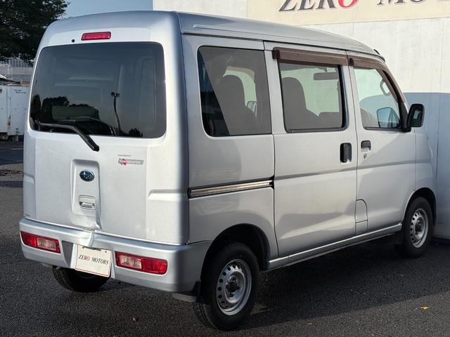 サンバーバン トランスポーター　ハイルーフ　車検２年付　ナビ　テレビ　ＣＤ　パワーウィンドウ　フルフラット　ＭＡＸ積載量３５０キロ　タイミングチェーン式　ドアバイザー　ライトレベライザー（17枚目）